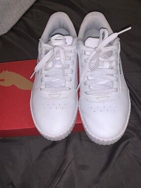 Puma White Low-Top Athletic Sneakers